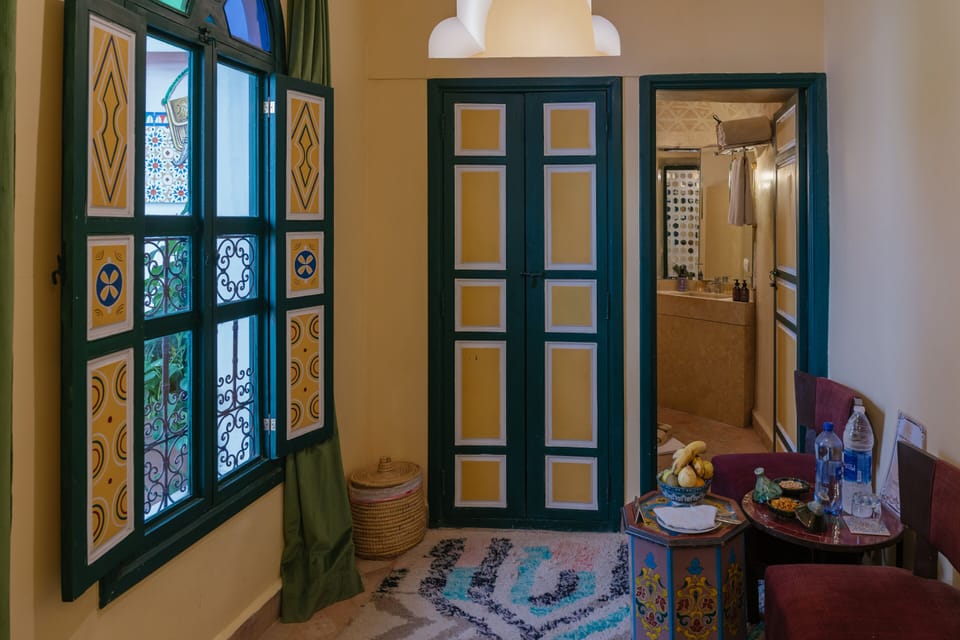 Double Room, Ensuite (Standard) | Bathroom | Shower, rainfall showerhead, designer toiletries, hair dryer