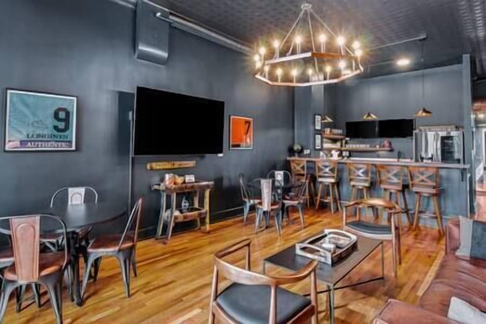 4b3c7b48 d348 4f81 b362 a87e274b0162