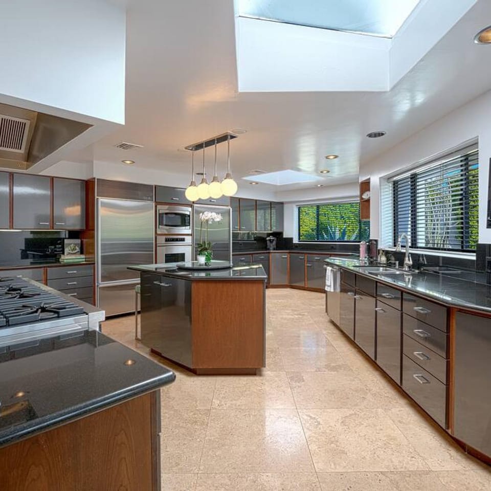 House | 4 bedrooms, high-speed internet