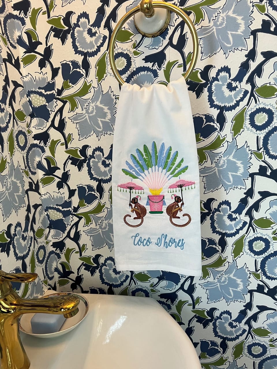 Bathroom amenities