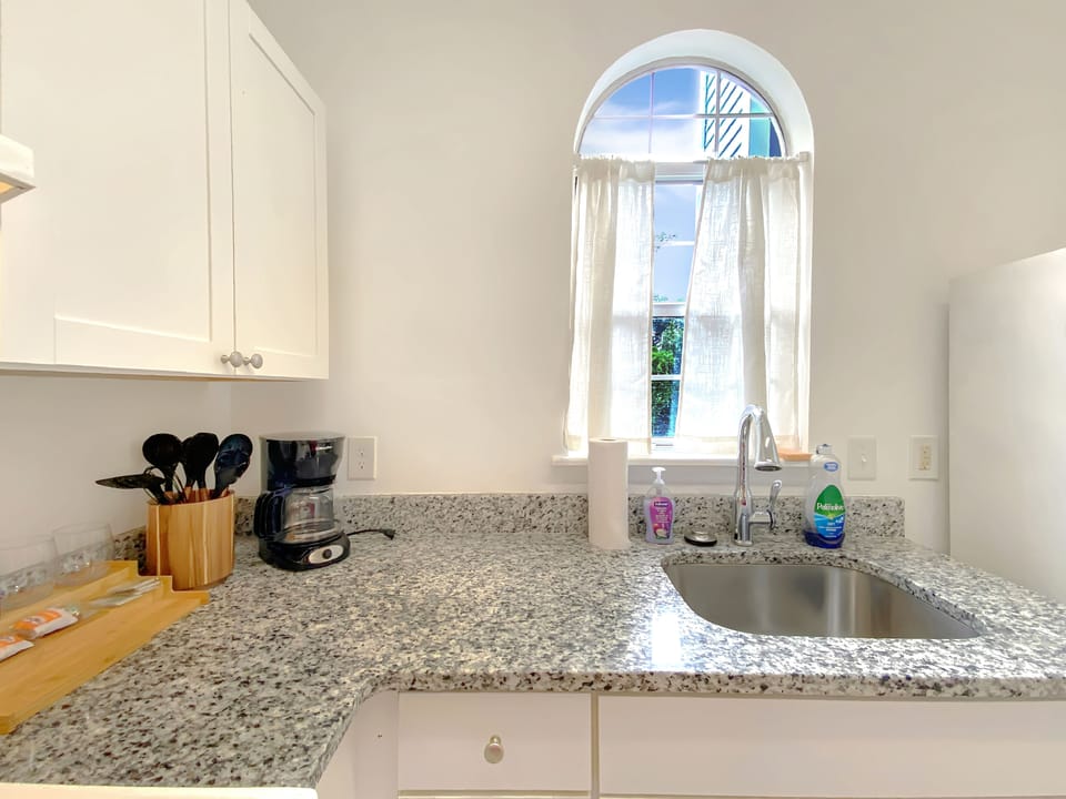 Full kitchen for chefs!