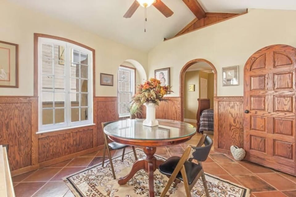The Sunroom overlooking the courtyard 