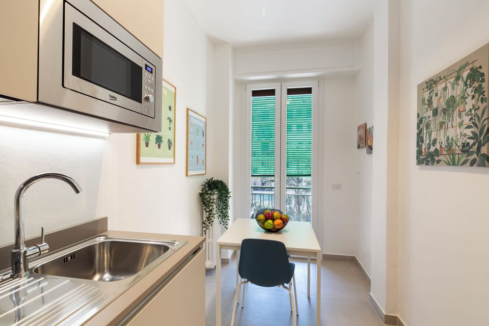 Comfort Studio, Balcony | Private kitchen | Full-size fridge, microwave, stovetop, dishwasher
