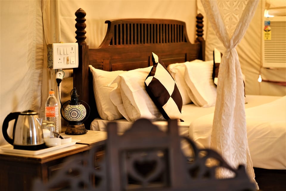 Family Tent | Free WiFi