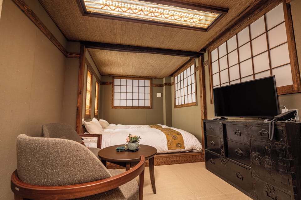 GIWON(2 beds, with bath, non-smoking) | Free WiFi, bed sheets
