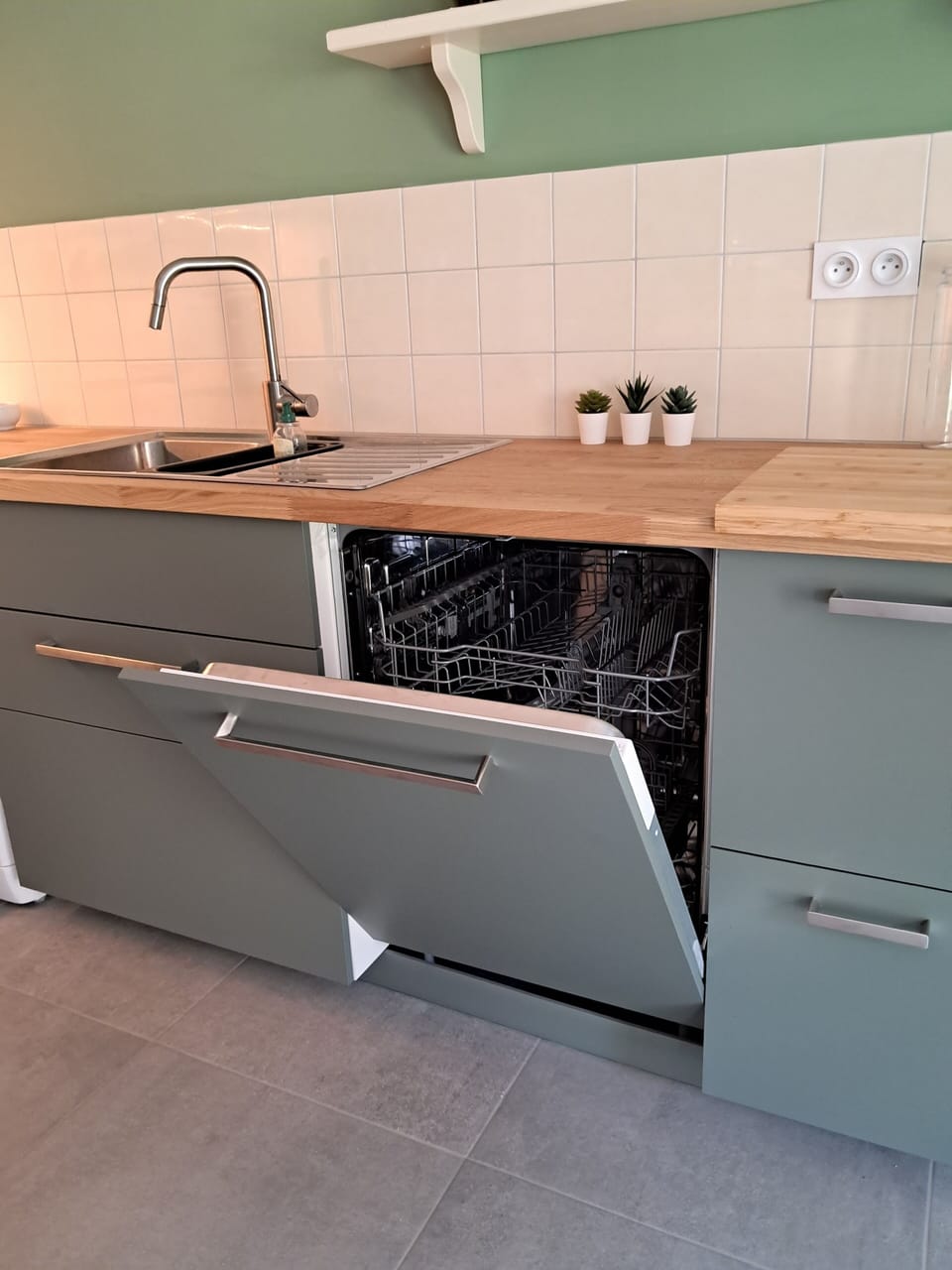Dishwasher