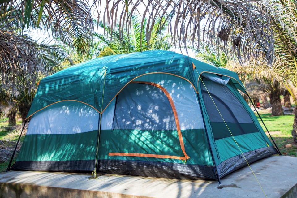 Premium Tent | Free WiFi, bed sheets