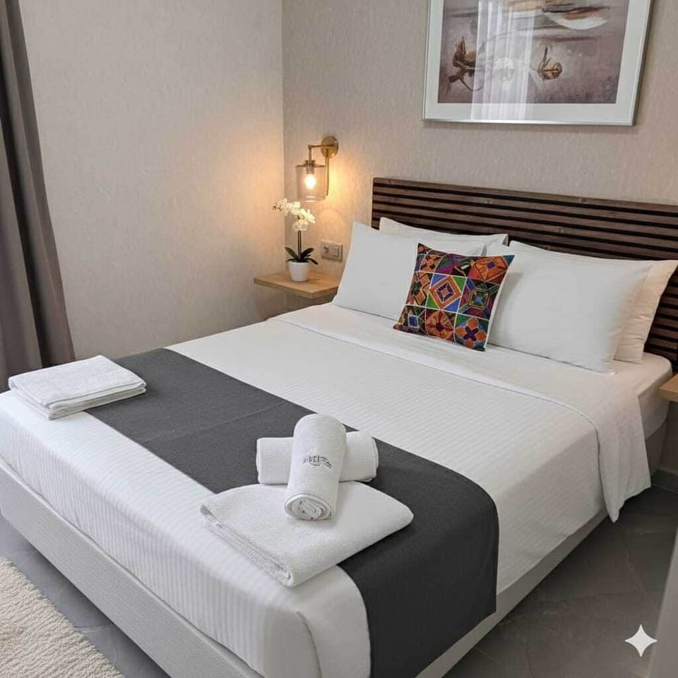Standard Double Room, Balcony, Garden View | Egyptian cotton sheets, premium bedding, free WiFi, bed sheets