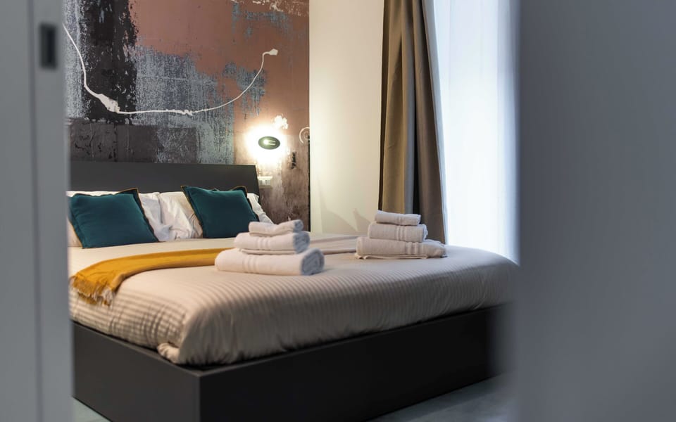 Standard Double Room | Egyptian cotton sheets, premium bedding, down comforters, minibar