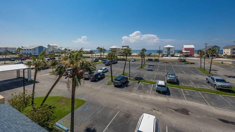 Condo, 1 Bedroom | Parking