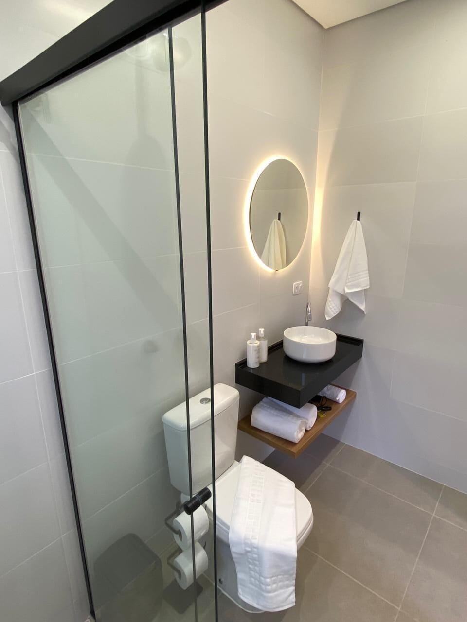 Luxury Suite, 4 Bedrooms, Balcony | Bathroom | Designer toiletries, hair dryer, soap, shampoo