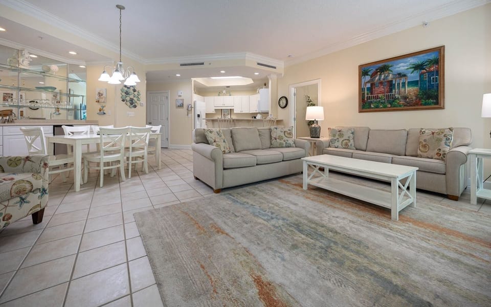 Condo, 3 Bedrooms | Living area