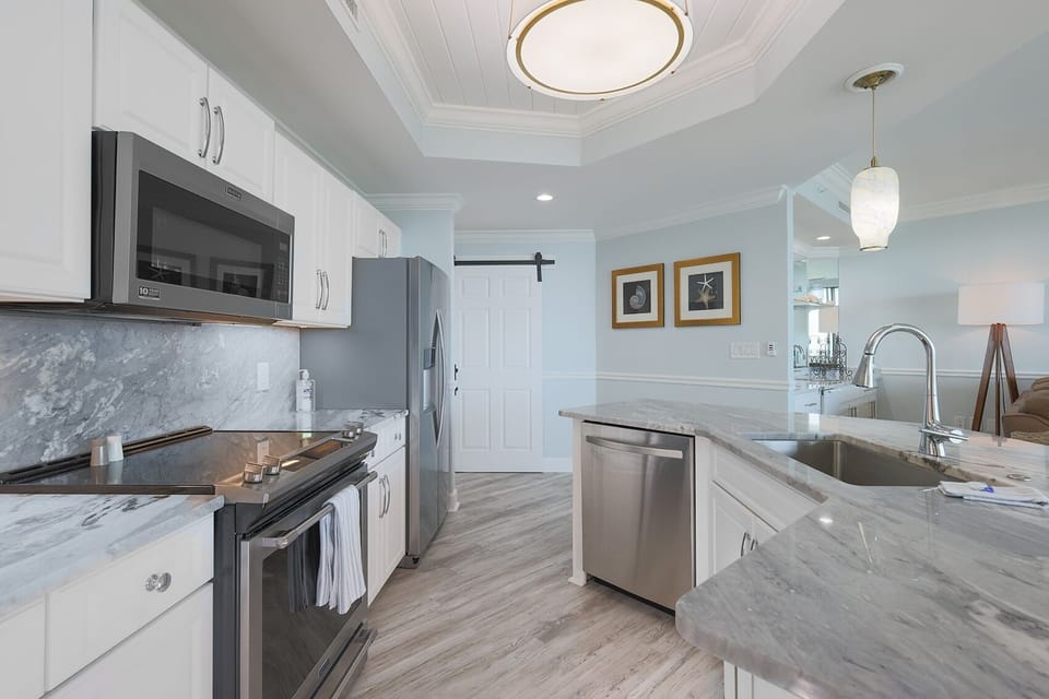 Condo, 2 Bedrooms | Private kitchen | Coffee/tea maker, fridge, oven