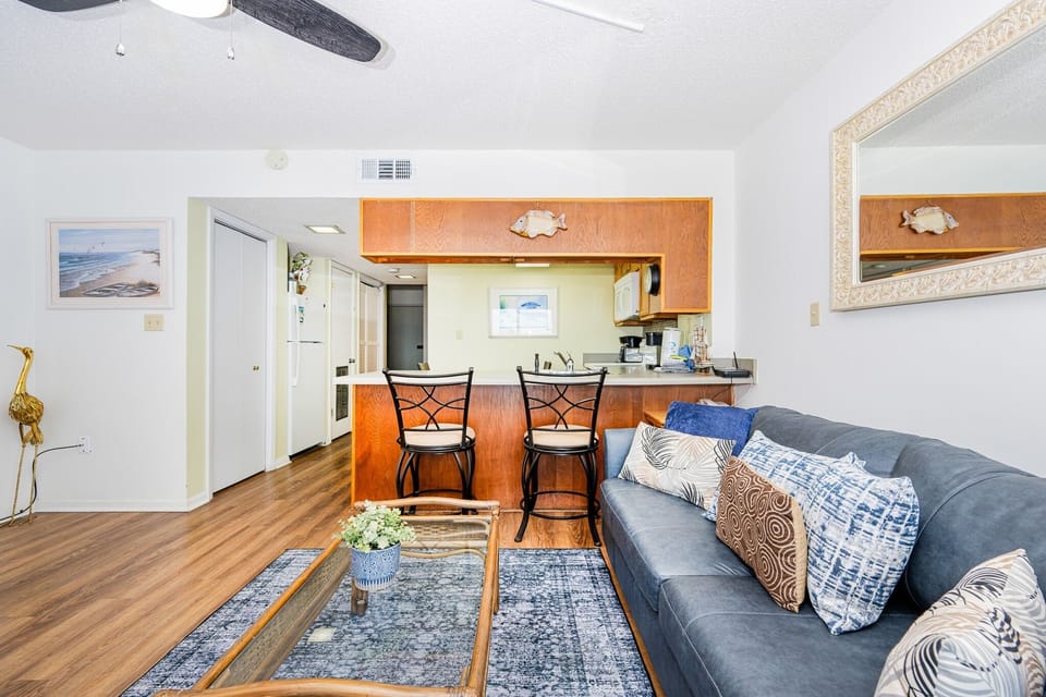 Condo, 1 Bedroom | Living area | DVD player