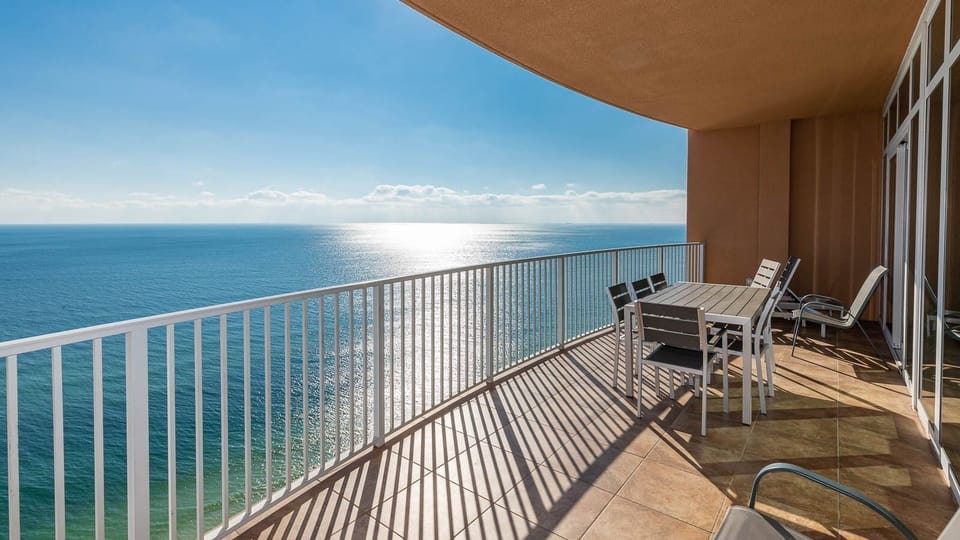 Condo, 1 Bedroom | Property grounds