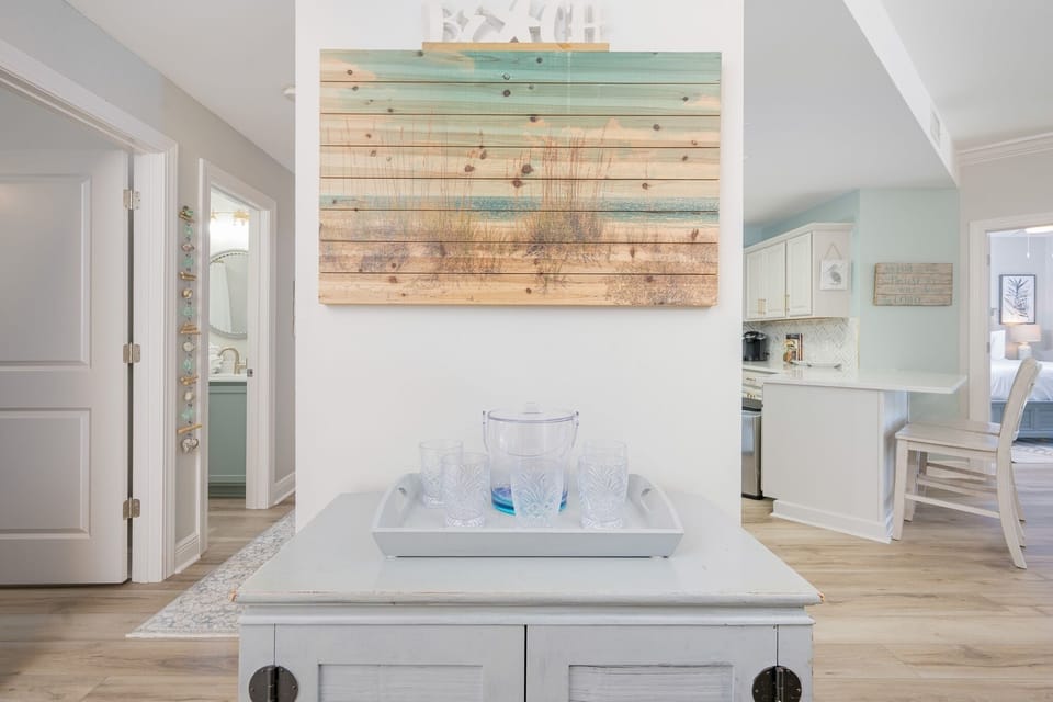 Condo, 3 Bedrooms | Interior