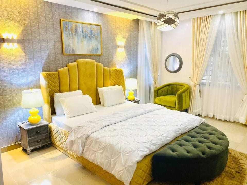Comfort Room, Balcony, City View | Desk, laptop workspace, free WiFi