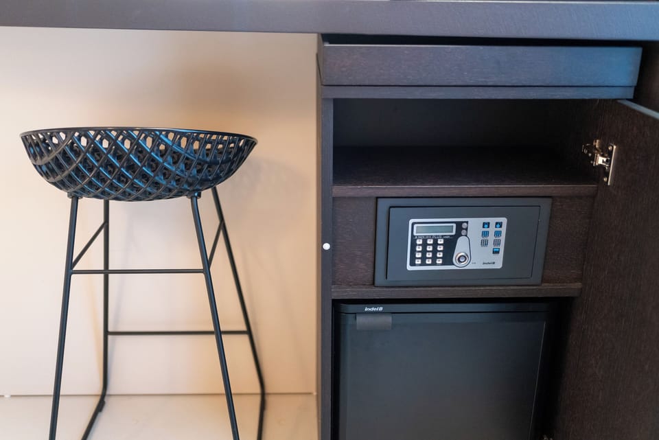 In-room safe, blackout drapes, WiFi (free)