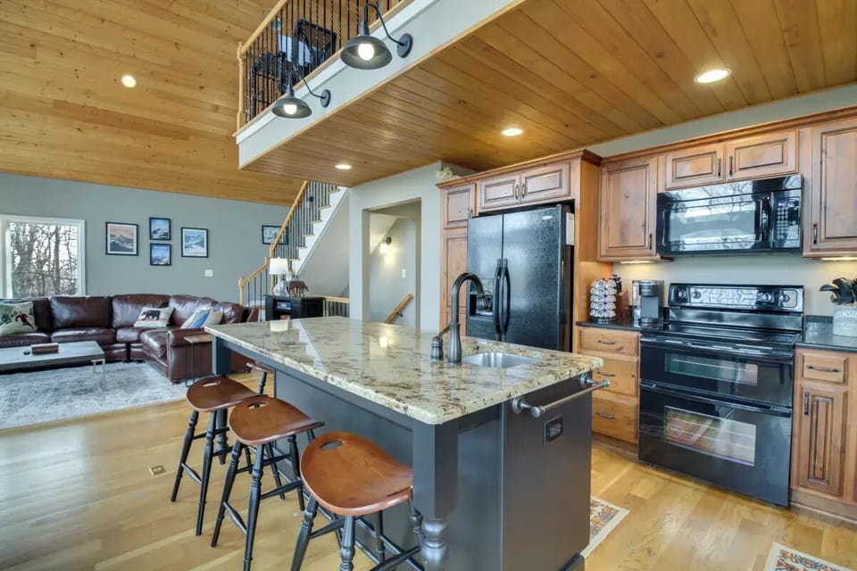 Kitchen bar seating