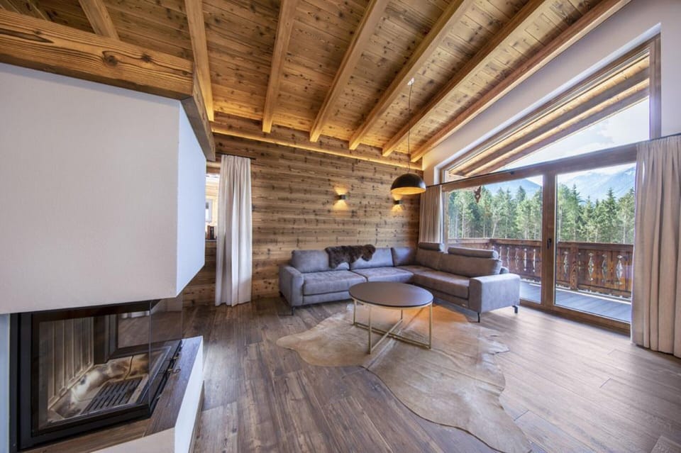 Chalet | Living area