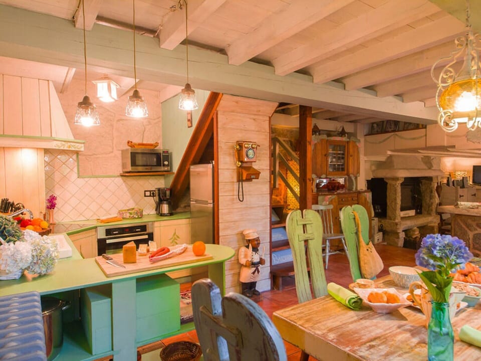 House | Private kitchen | Fridge, coffee/tea maker, highchair