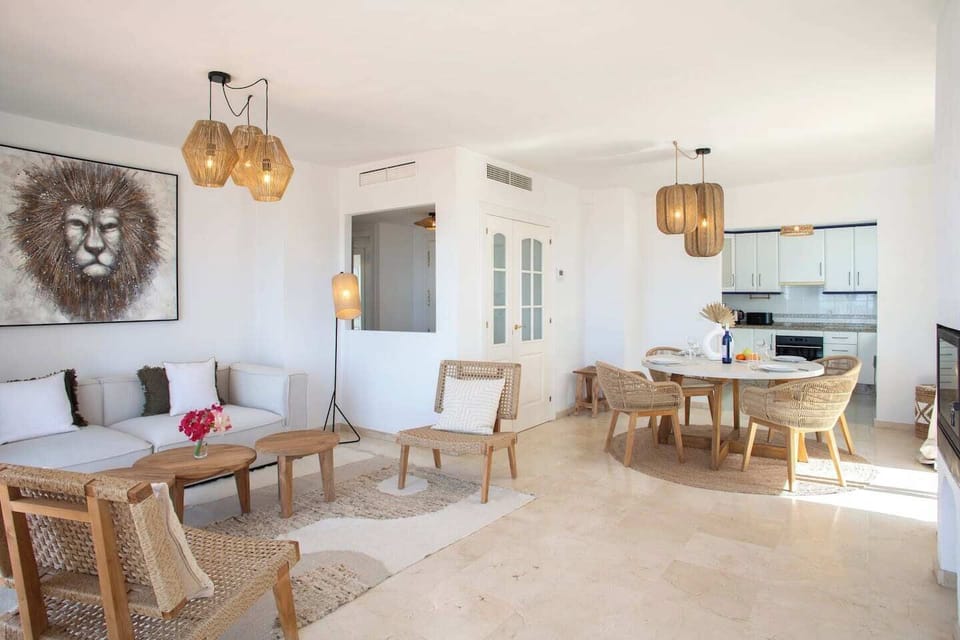 Salón. comedor y cocina