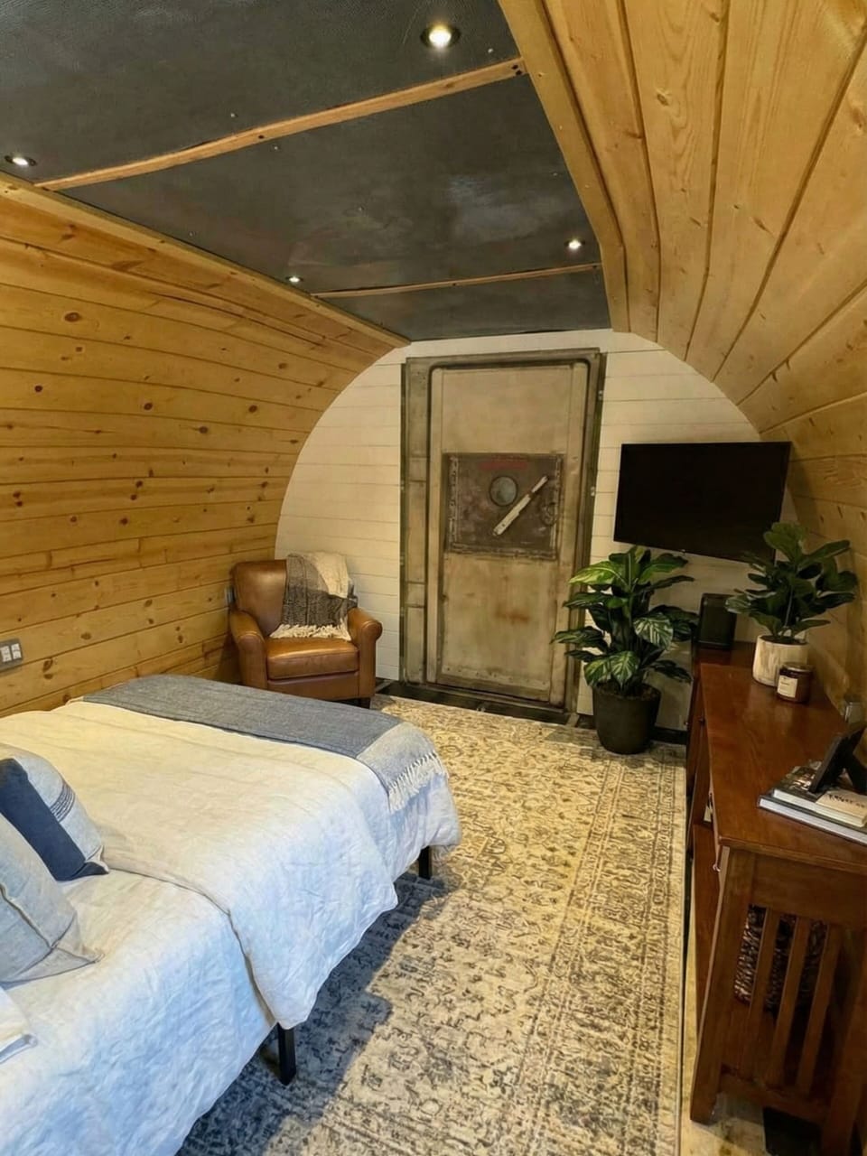 Bedroom2