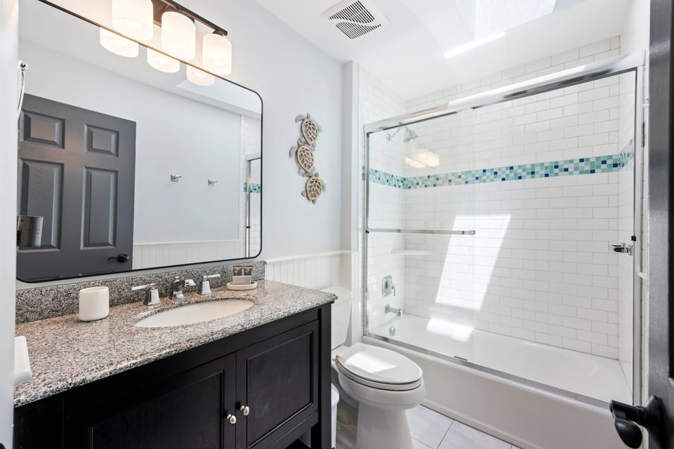 Bathroom 2 - Shared Hallway Bath