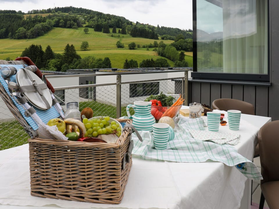 Chalet | Dining