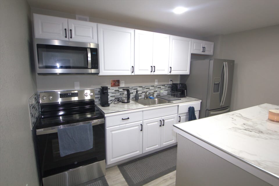 Fully equipped kitchen