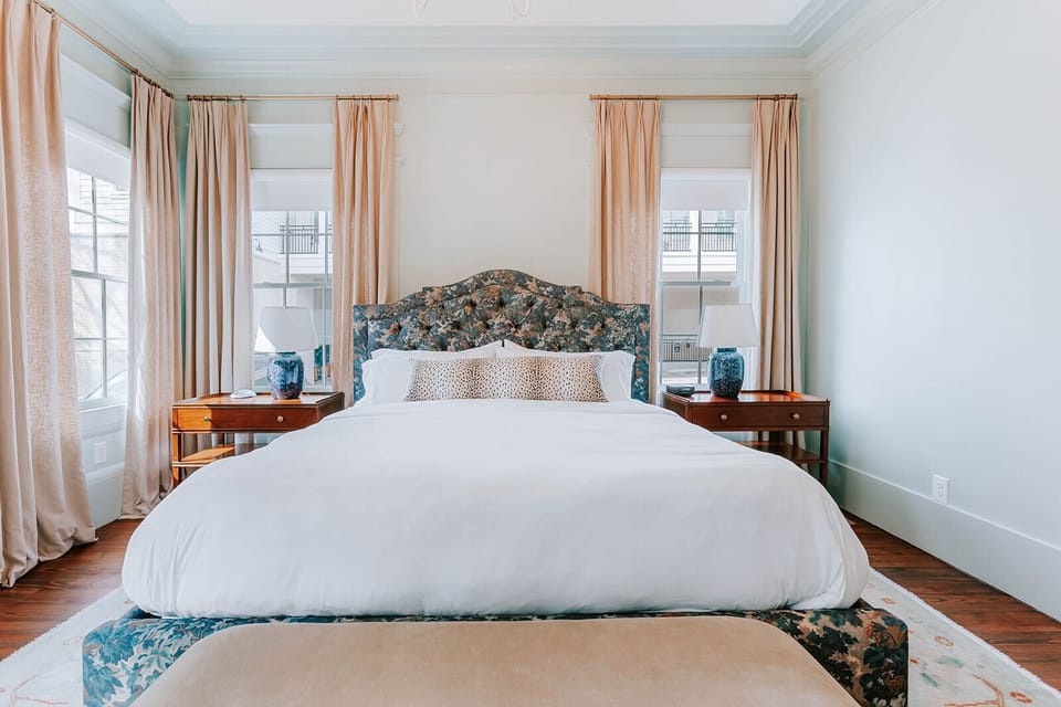 Apollo Guest Room in The Athenian with king size bed