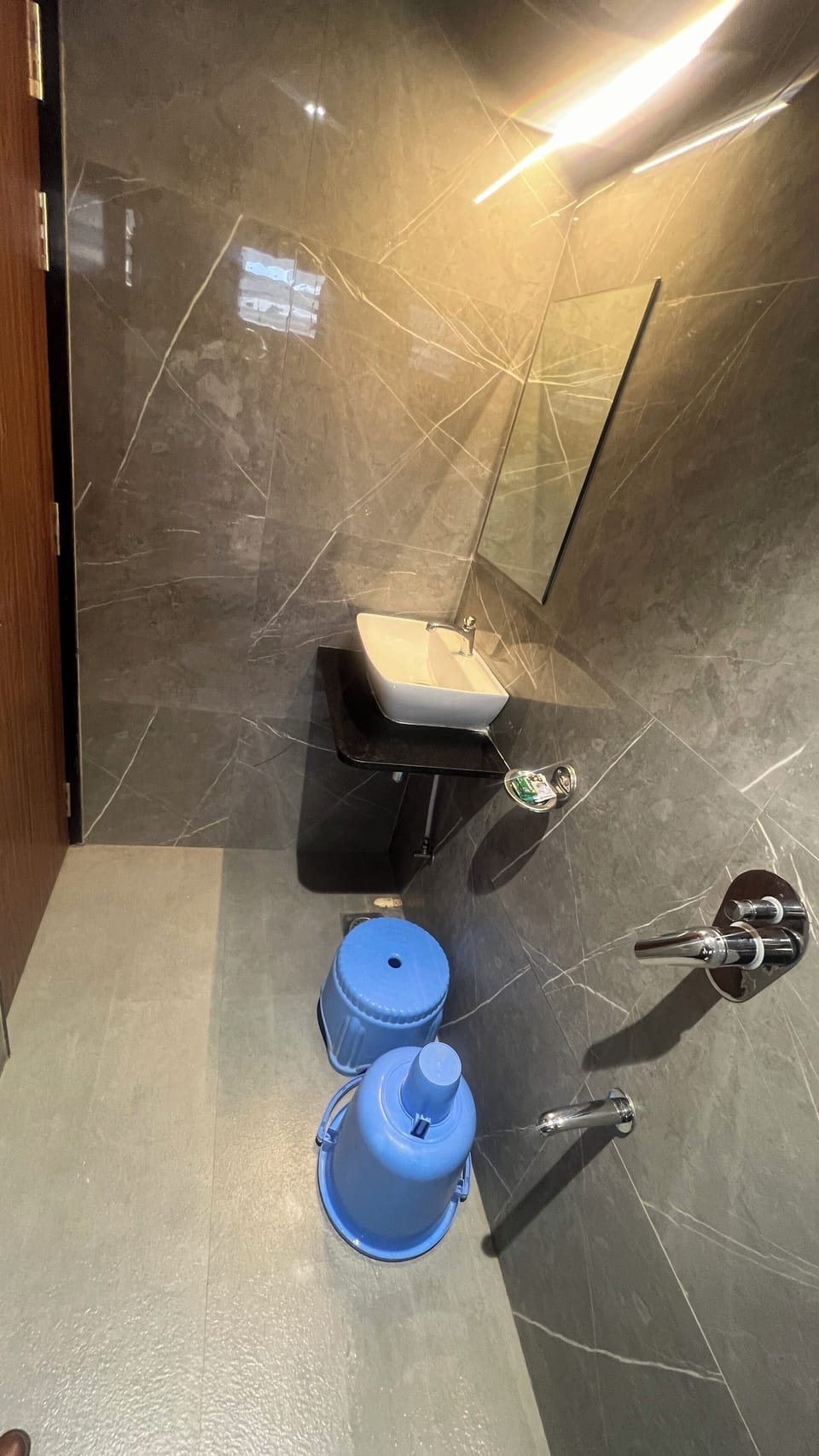 Bathroom shower