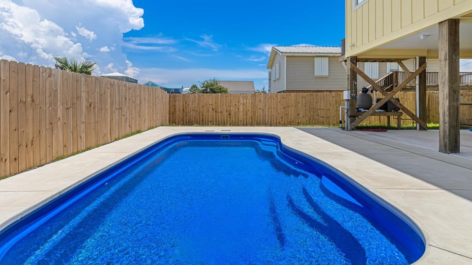 Private Saltwater Pool - Can be Heated for a Fee