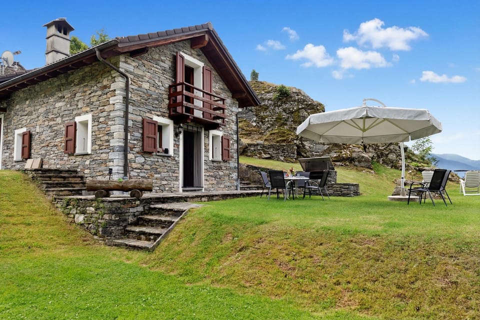 Family Chalet, 1 Bedroom, Balcony, Mountainside (Rustico San Martin - Monti di Ditto) | Garden