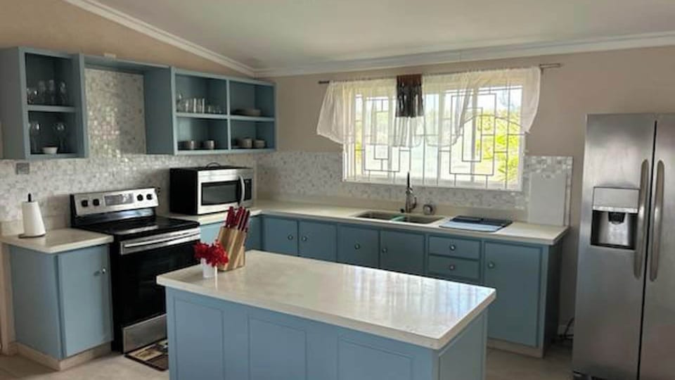 House, 3 Bedrooms, Terrace, Garden View | Interior