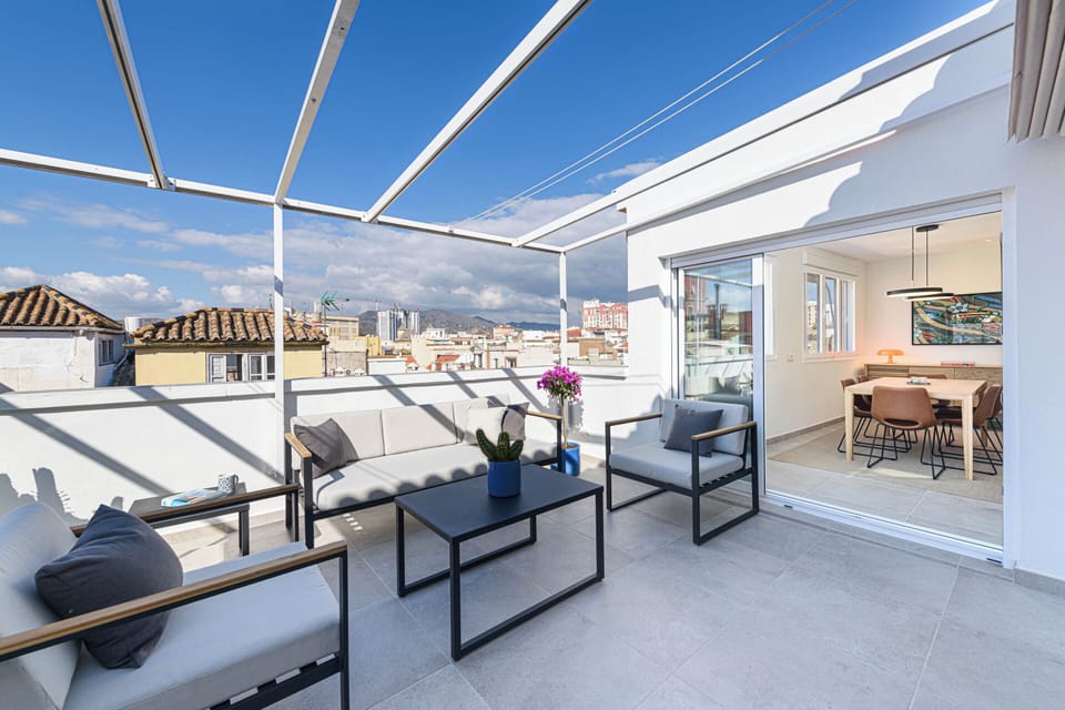 Luxury Apartment, 3 Bedrooms | Terrace/patio