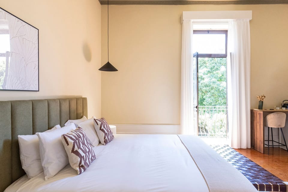 Double Room (5) | Desk, iron/ironing board, free WiFi
