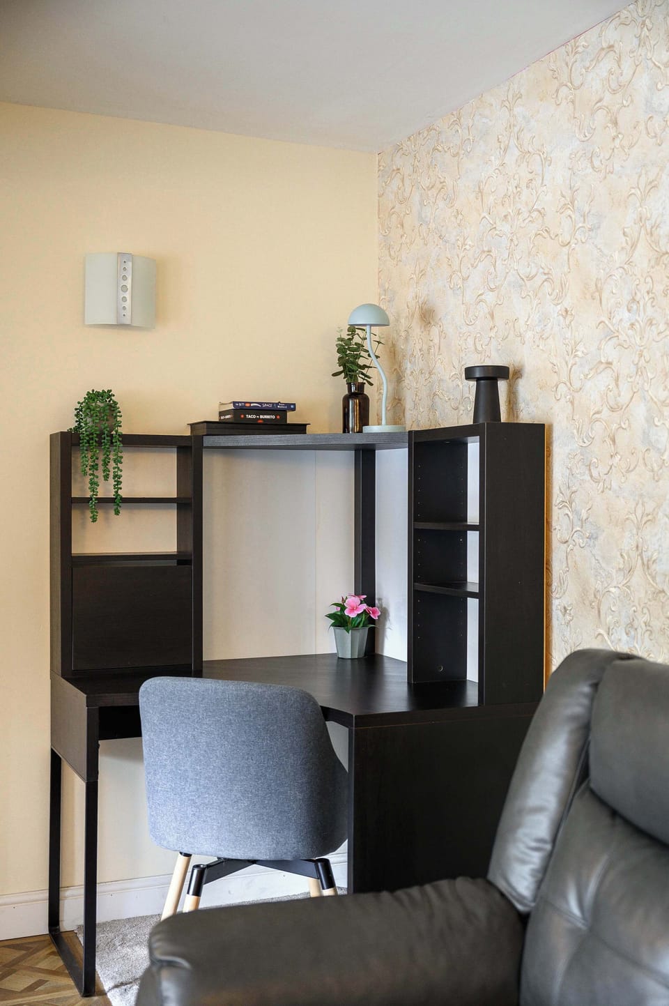 Handy reading nook with shelving, a quiet spot to catch up on work or unwind with a book