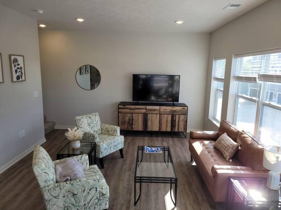 Spacious Comfortable Living Area 