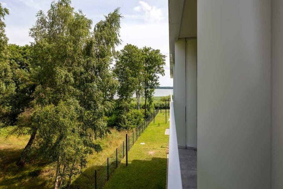 View from the apartment of the surrounding area. 