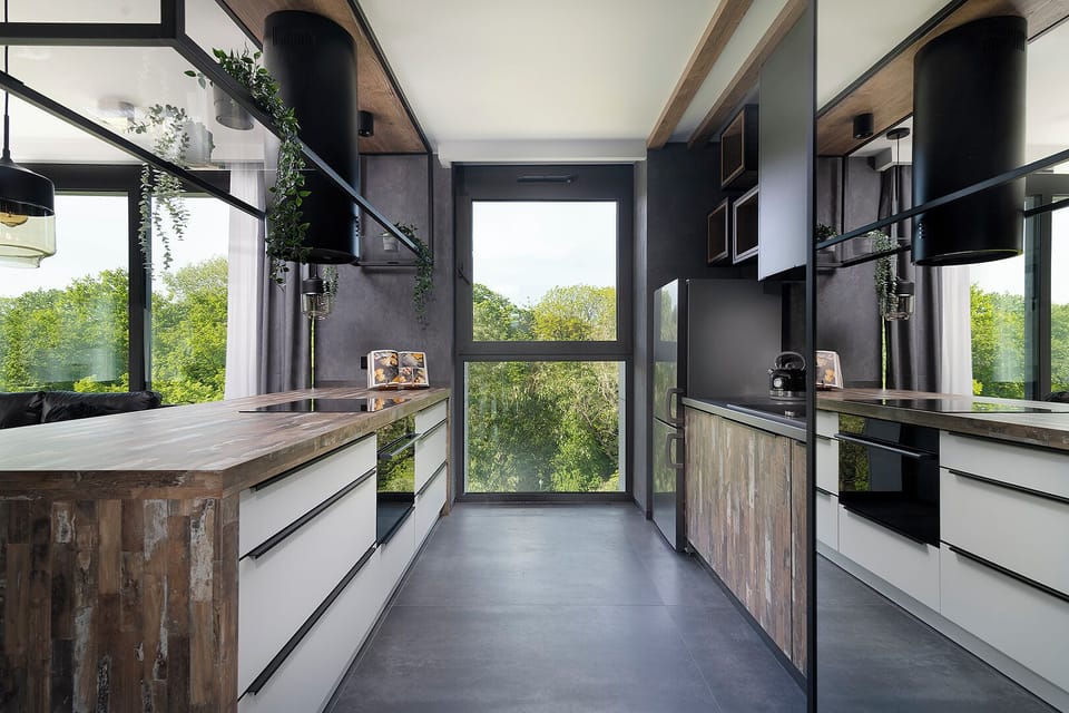City Apartment, Balcony, City View | Private kitchen | Electric kettle