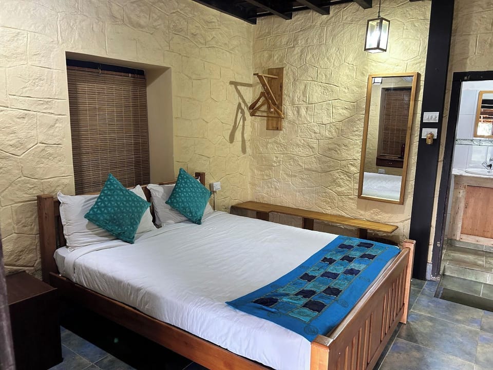 Standard Room | Free WiFi, bed sheets