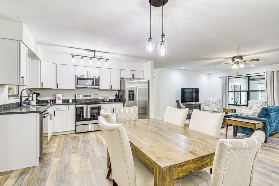 House (2 Bedrooms) | Interior