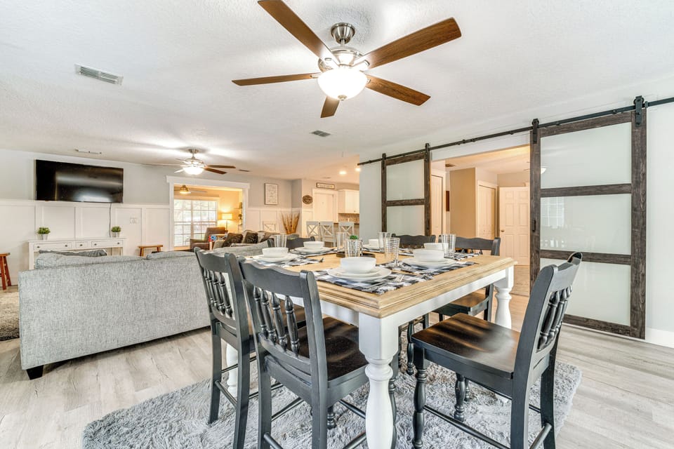 House (4 Bedrooms) | Interior