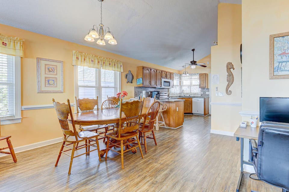 By The Kure Beach Pier-Dining Room