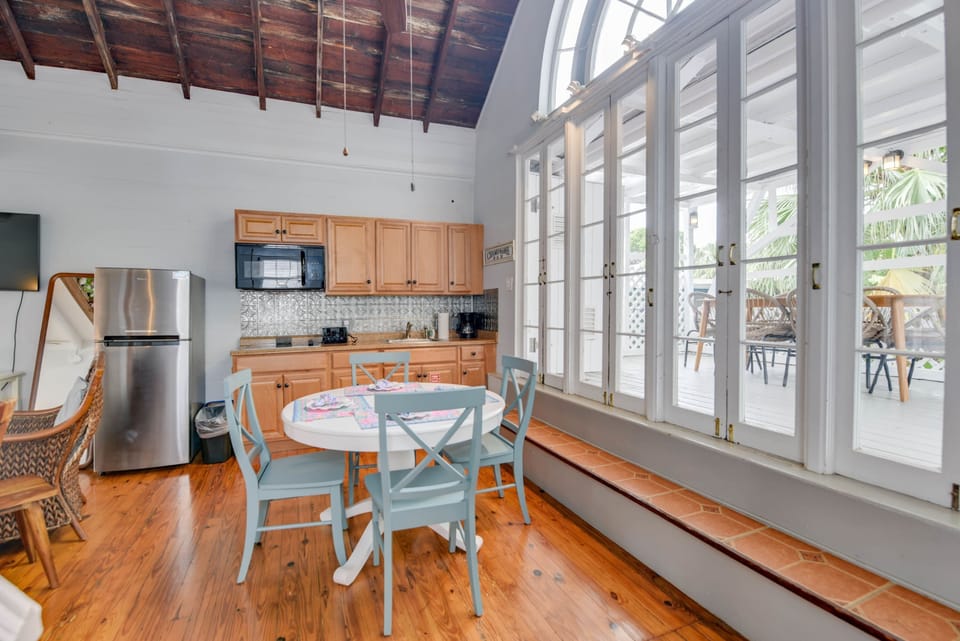 Kitchen area