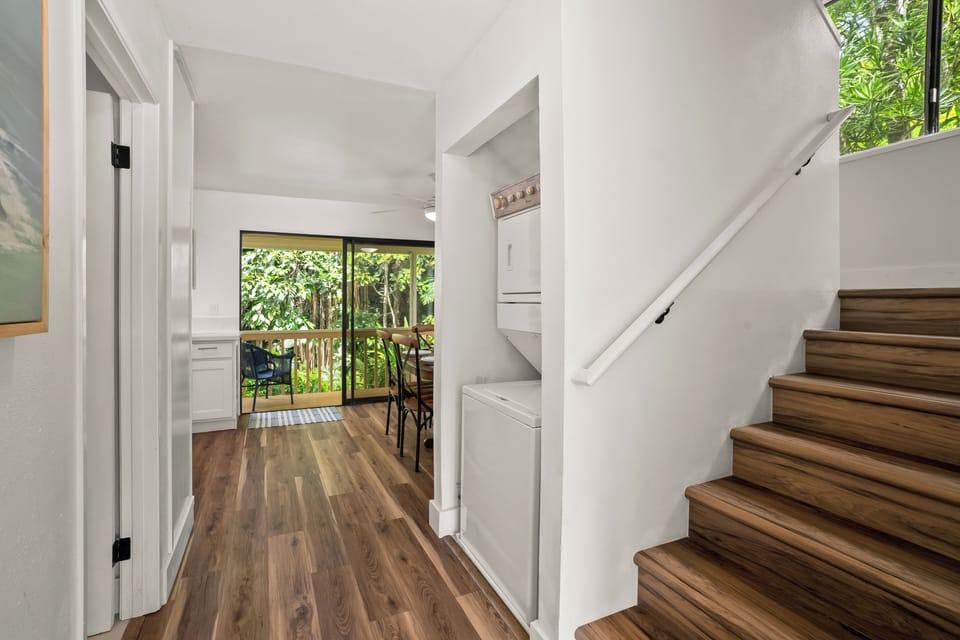 Entrance to Dining Area