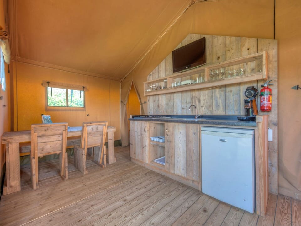 Tent | Private kitchen
