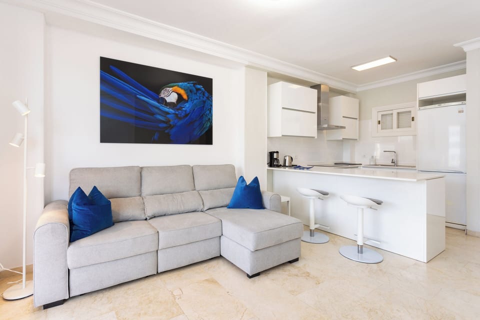 Living room (2)