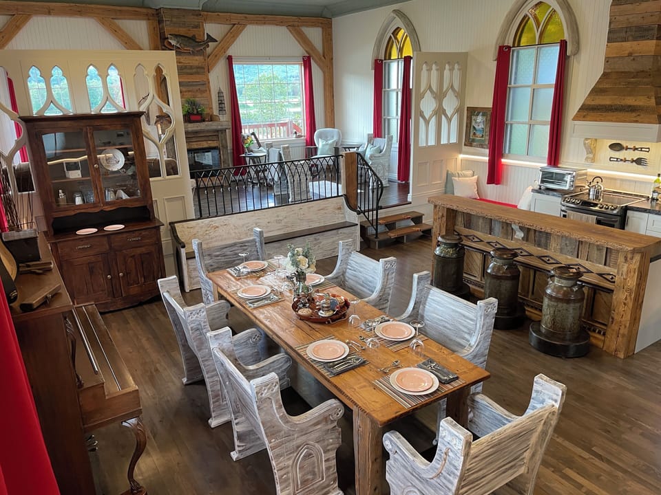 Dining (1)